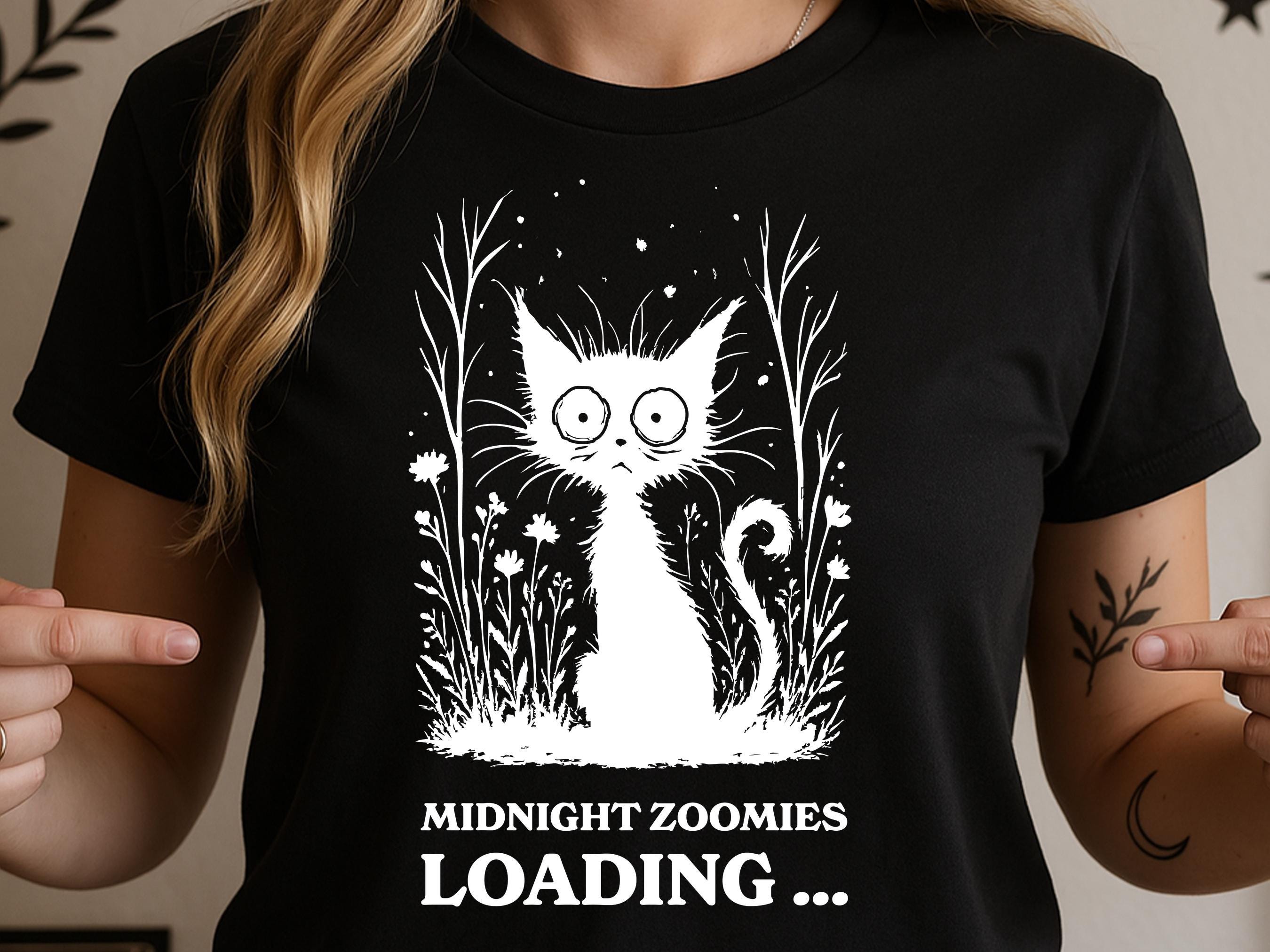Midnight Zoomies Loading Funny Cat T-Shirt Cute Black Cat Tee Crazy Cat Lover Gift Humorous Pet Shirt Unisex Cat Mum Dad Owners Graphic Top - View 2