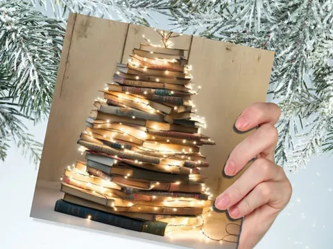 Book Lovers Christmas Card – Glowing Tree - View 6